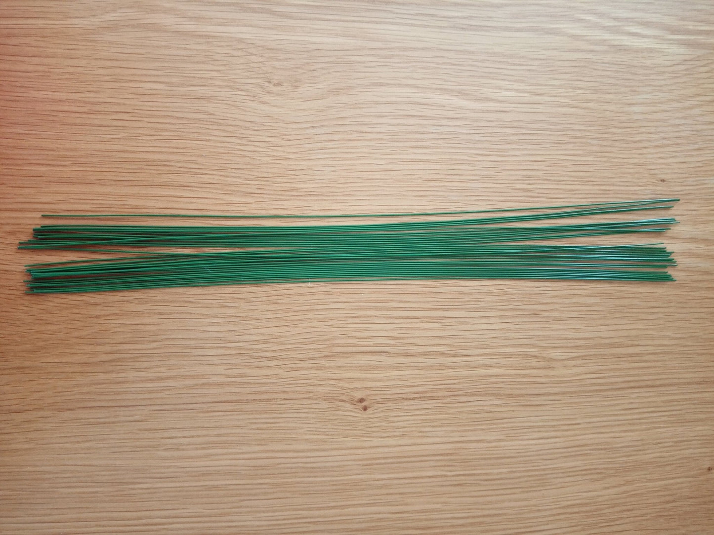 Florists Wire Stub Wire 50g 20 & 26 gauge Stub Wire and Florists Wire for Floristry, Wreath Making Floral Crafts Craftwork Cake Decorating - Floralific