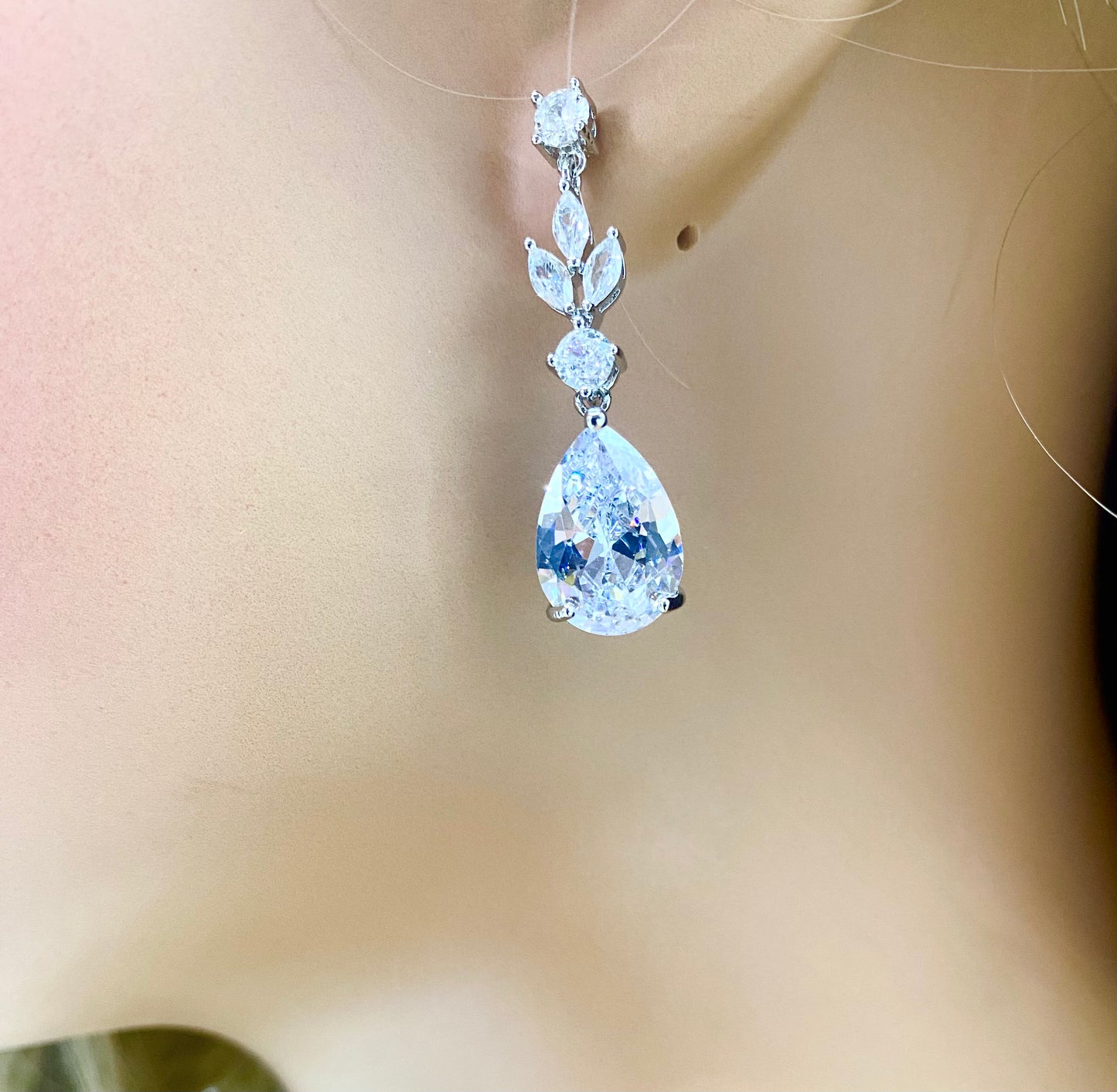 Ensemble de bijoux de mariage en cristal CZ, cadeau pour elle, collier de mariée, boucles d'oreilles en forme de larme et bracelet, bijoux en argent, ensemble de mariage, design de style feuille simple en argent, or et or rose