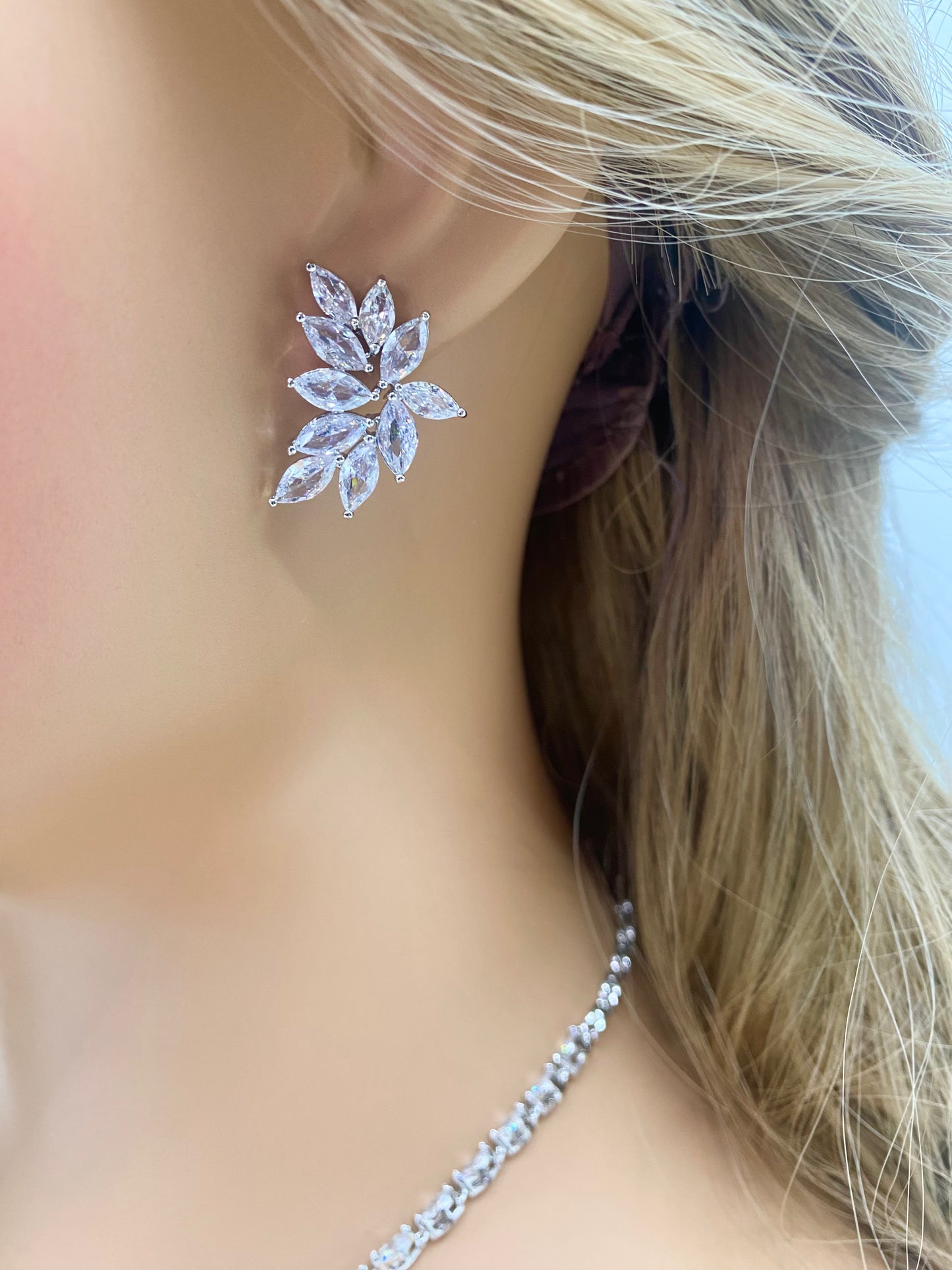 Ensemble de bijoux en cristal CZ, cadeau pour elle ou collier de mariée, boucles d'oreilles et bracelet de mariée en argent, ensemble de bijoux de mariage, design de style feuille en argent, or et or rose