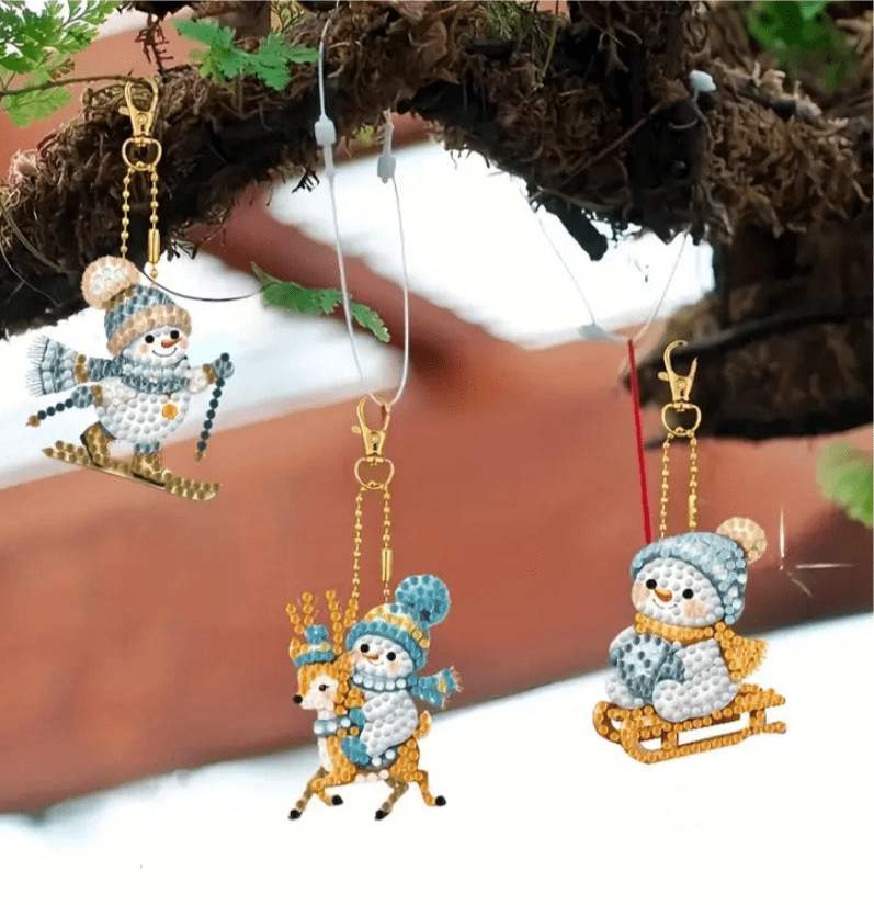 Christmas Snowman Diamond Art Keyring Decorations 6pcs - DIY Christmas Diamond Art Kit - Christmas Decoration Craft Kit in Laminate with Rhinestone Drills - Elegantly You